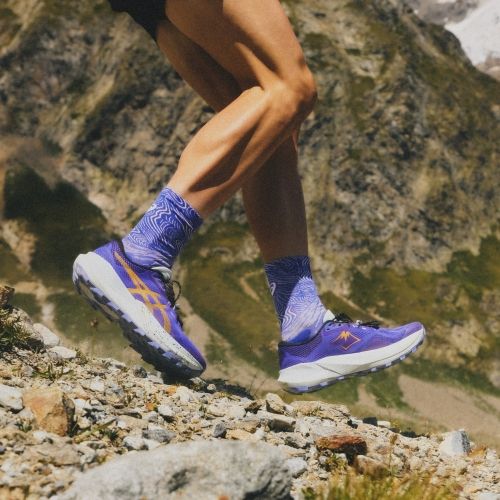 Férfi futócipők Asics Trabuco 14 illuminate yellow/umeboshi