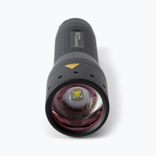 Ledlenser P7 Core zseblámpa fekete 502180