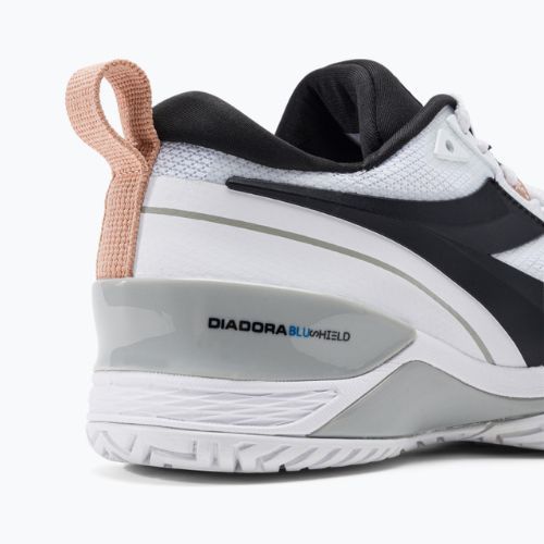 Női teniszcipő Diadora Speed Blushield 5 AG fehér-fekete DD-101.176941