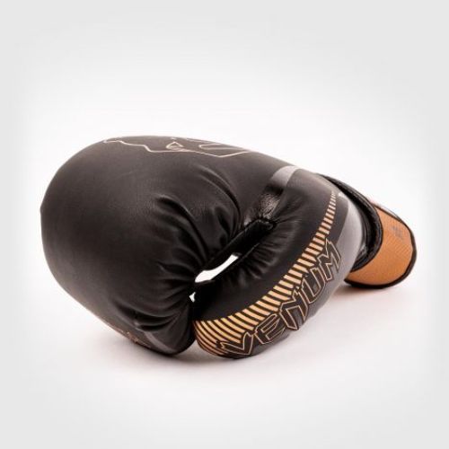 Venum Impact bokszkesztyűk barna VENUM-03284-137-10OZ