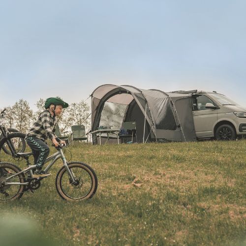 Outwell Newburg 260 lakókocsi sátor fekete 111102