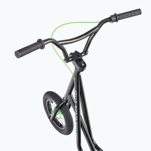 Meteor Yello robogó fekete