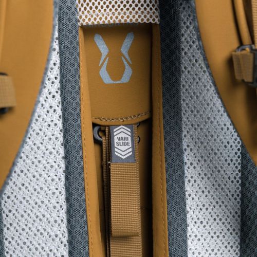 Deuter Aircontact Core 60 + 10 l trekking hátizsák barna 335052263180