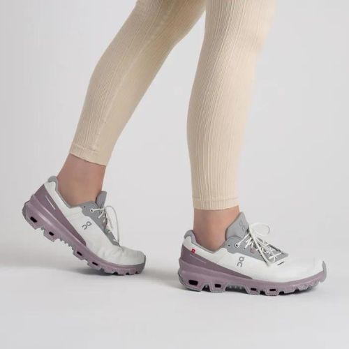 Női futócipő ON Cloudventure vízálló Ice/Heron 3298576