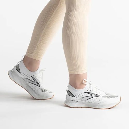 Brooks Levitate StealthFit 6 női futócipő szürke 1203851B170