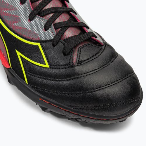 Férfi Diadora Brasil Elite Veloce R TFR futballcipő fekete és piros DD-101.179182-D0136-40