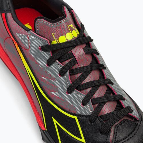 Férfi Diadora Brasil Elite Veloce R TFR futballcipő fekete és piros DD-101.179182-D0136-40