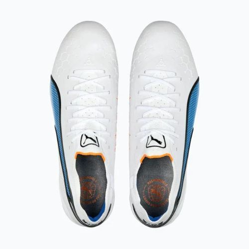 PUMA King Ultimate MXSG férfi futballcipő puma fehér/puma fekete/kék csillogás/ultranarancs