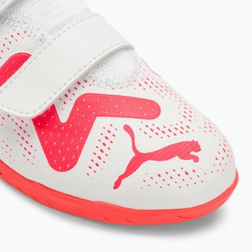 PUMA Future Play IT V Jr gyermek futballcipő puma fehér/tűz orchidea