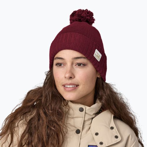 Patagonia Powder Town Beanie téli sapka '73 skyline/karmazsin piros