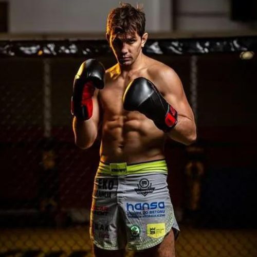 DBX BUSHIDO "Hammer - Red" Muay Thai bokszkesztyűk fekete/piros