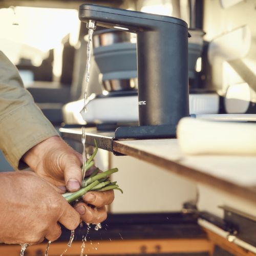 Hordozható csap Dometic Hydration Water Faucet slate