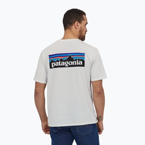 Férfi trekking póló Patagonia P-6 Logo Responsibili-Tee white