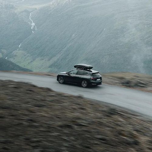 Thule Motion 3 M black glossy tetőbox