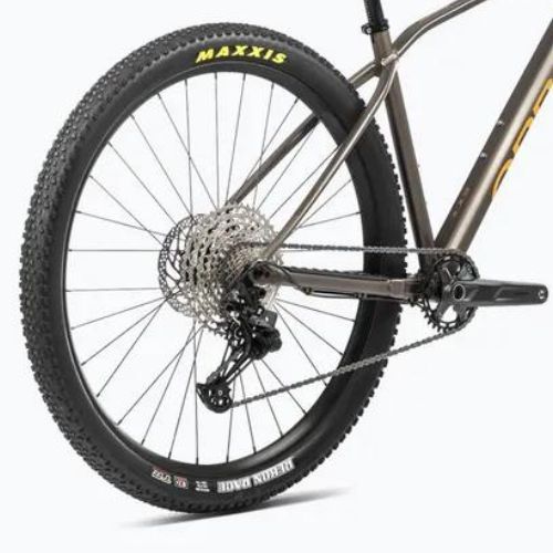 Orbea Alma H30 2024 taupe barna/mango hegyikerékpár