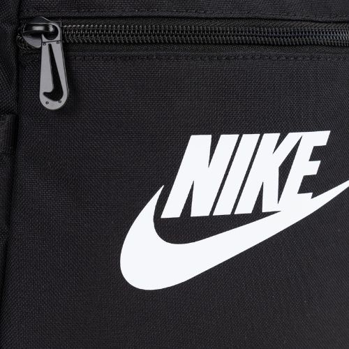 Nike Sportswear női hátizsák Futura 365 Mini 6 l fekete/fehér