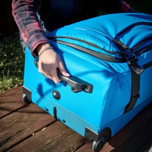 Közepes méretű utazóbőrönd KADVA Lazio 74 l kék