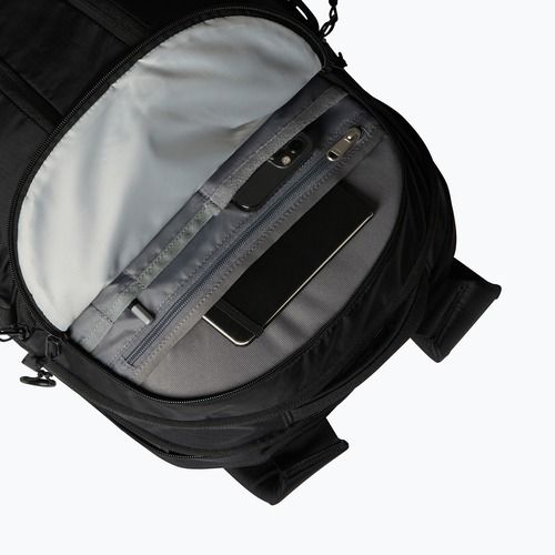 The North Face Surge 31 l fekete/fekete/npf túra hátizsák