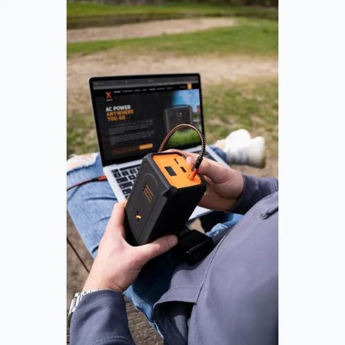 Powerbank Xtorm Socket 25600 mAh 70W fekete/narancssárga