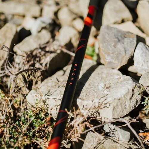 KADVA Tengri túrabotok piros