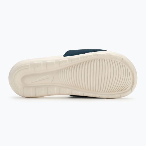 Férfi papucs Nike Victori One Slide armory navy / light orewood brown / sail