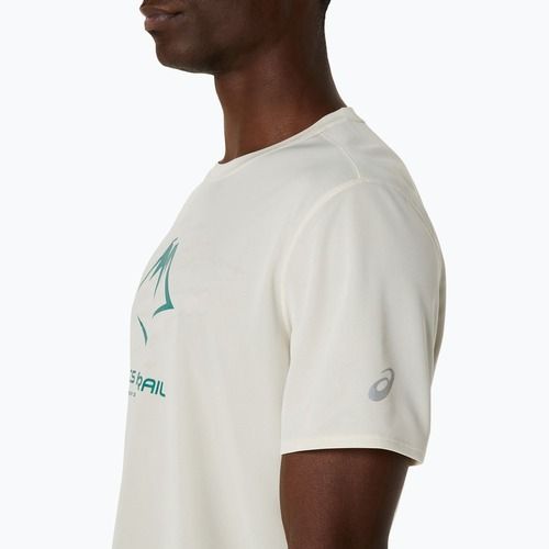 Férfi futópóló ASICS Fujitrail Logo birch/white sage/rainy lake
