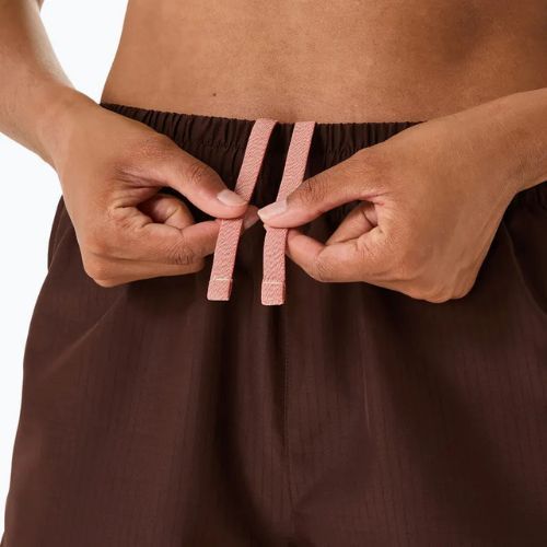 Női ASICS Nagino Run Állítható 4IN kávés futónadrág Női ASICS Nagino Run Állítható 4IN kávés futónadrág