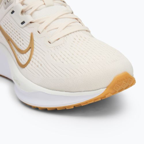 Női futócipő Nike Quest 6 phantom/sail/pale ivory/metallic gold