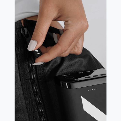 Normatec Elite Magas láb helyreállító és masszázskészülék fekete színben