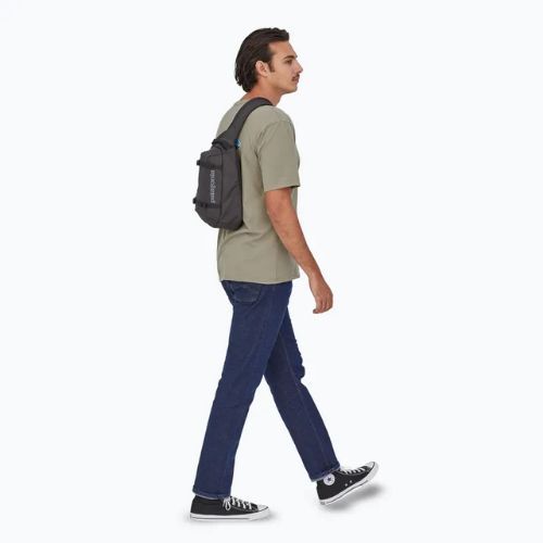 Patagonia Atom Sling 8 literes vállhátizsák fekete