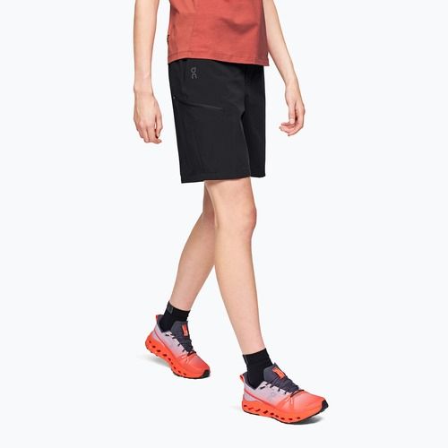 Női trekking rövidnadrág On Trek fekete