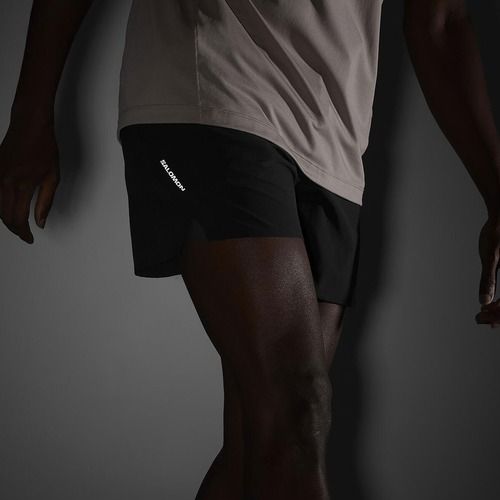 Férfi Salomon SHAKEout Core 5" mély fekete futónadrág
