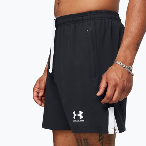 Under Armour Challenger Pro Woven fekete / fehér férfi futballnadrág
