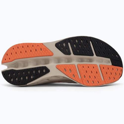 Női On Cloudsurfer Max elefántcsont/lazac futócipő