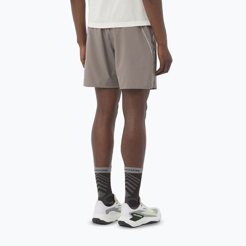 Férfi futó rövidnadrág Salomon Shakeout Stlr 7" iron