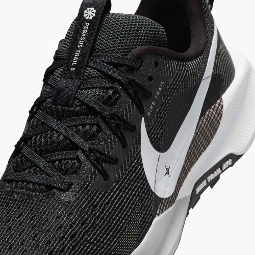 Nike Pegasus Trail 5 női futócipő fekete / fehér / antracit / farkas szürke