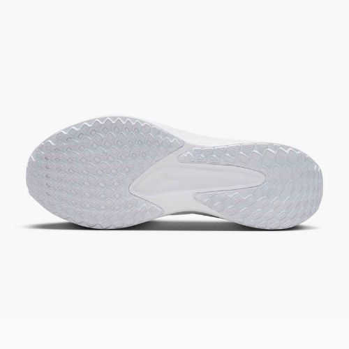Nike Quest 6 férfi futócipő fehér / platina árnyalat / fehér