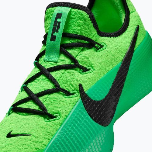 Férfi edzőcipő Nike LeBron TR 1 zöld strike/fenyő/zöld shock