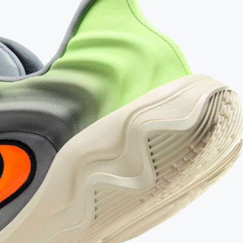 Férfi kosárlabdacipő Nike Giannis Immortality 4 Cool Grey/Volt/Total Crimson