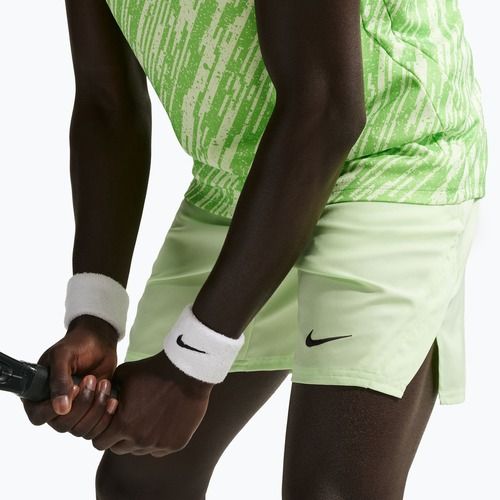 Férfi tenisz rövidnadrág Nike Court Dri-Fit Victory 7" Light Liquid Lime/Black