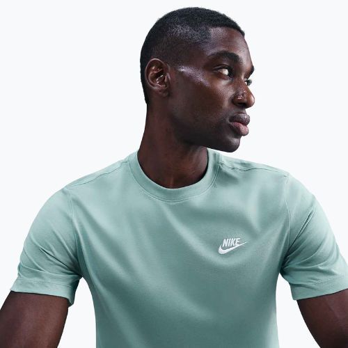 Nike Sportswear Club férfi póló cannon