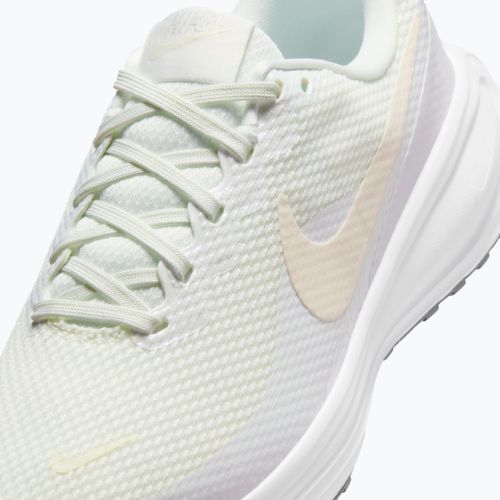 Női futócipő Nike Revolution 8 sail/white/pencil point/chalk