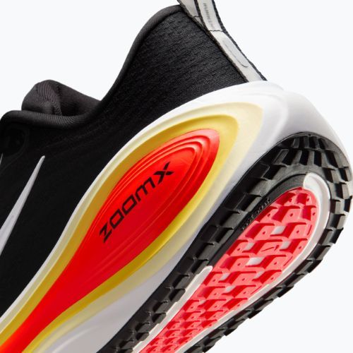 Férfi futócipő Nike Vomero Plus black/bright crimson/sail/white