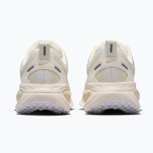 Női futócipő Nike Vomero 18 ESS summit white/chalk/sea glass/white