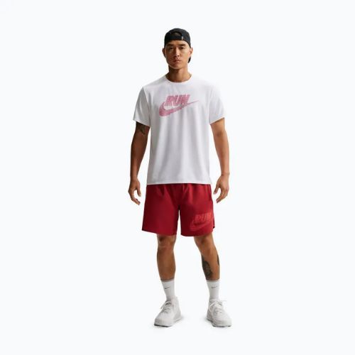 Férfi rövidnadrág Nike Challenger Dri-Fit Brief-Lined 7" team crimson/light crimson