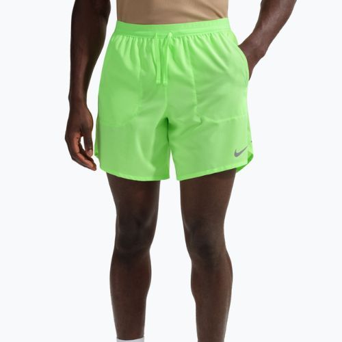 Férfi rövidnadrág Nike Stride Dri-Fit Brief-Lined 7" lime blast