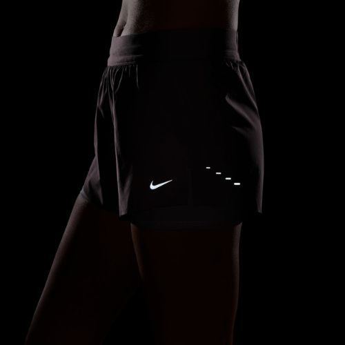 Női futóshortok Nike Swift Mid-Rise 2in1 tattoo/light violet ore