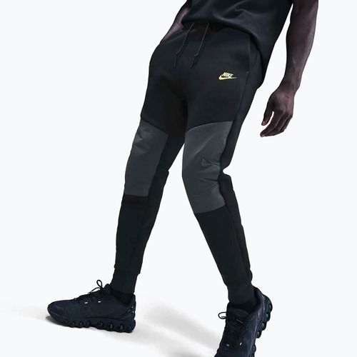 Férfi nadrág Nike Tech Joggers black/dark smoke grey/metallic gold
