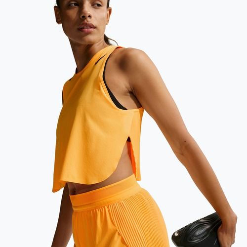 Női futó rövidnadrág Nike AeroSwift Dri-Fit ADV Mid-Rise 3" laser orange/black/white/black