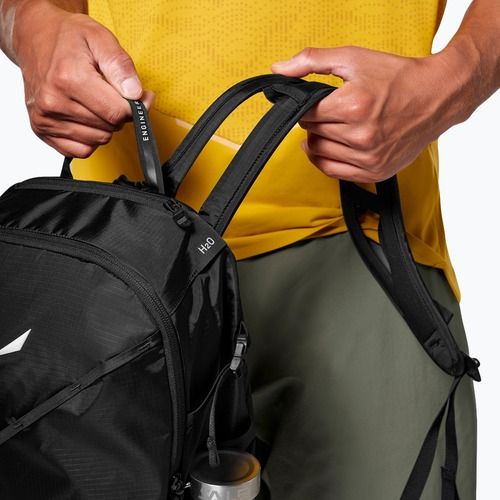Salewa Pedroc Mate 18 l black out túrahátizsák